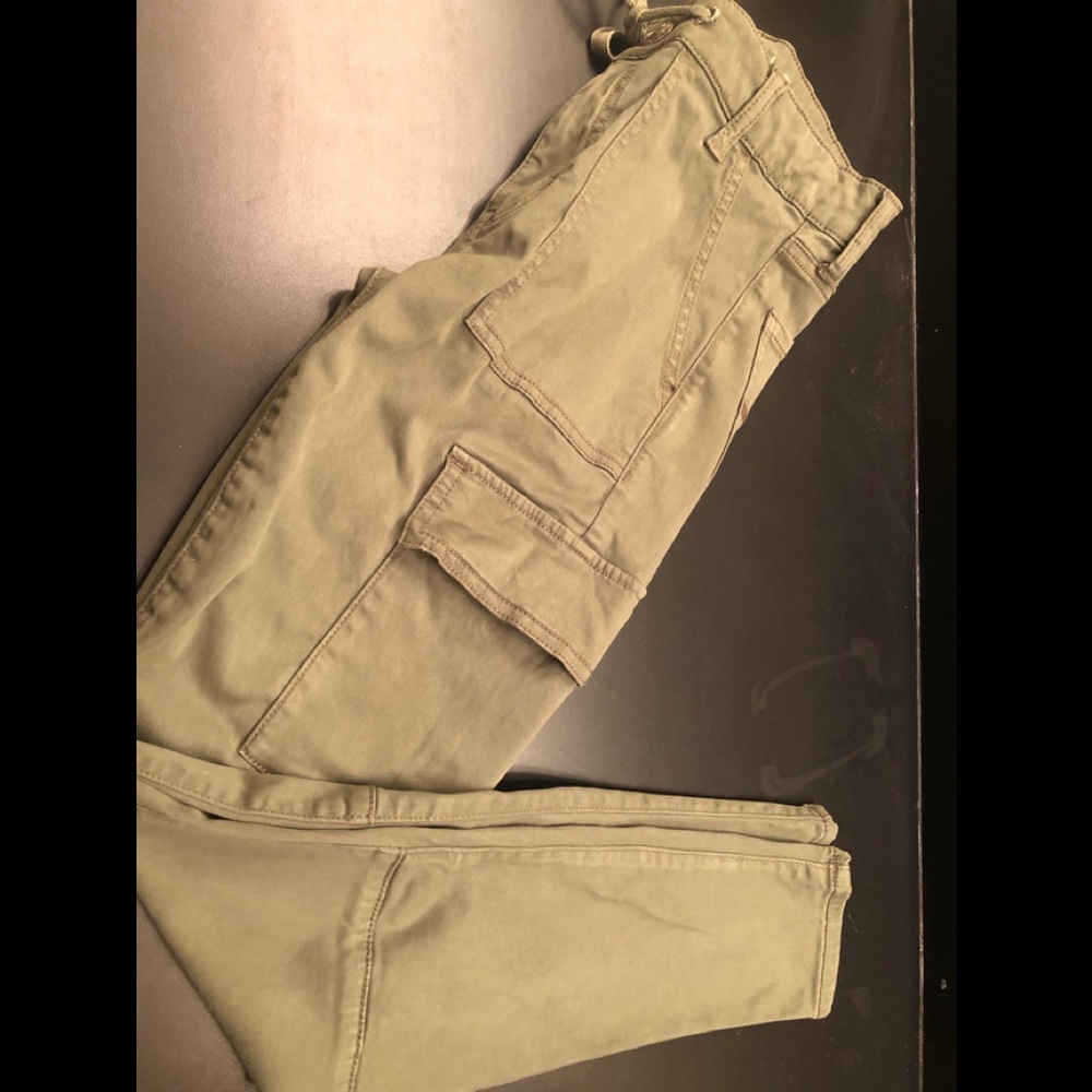 American Eagle Super Stretch Cargo Army Jean